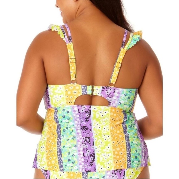 California Sunshine
Womens Plus Juniors
Printed Tankini Swim Top size 3 - Picture 5 of 5